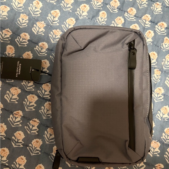 🖤 NWT Alpaka Elements Tech Case Max – Mission Grey (Sold Out / Hard to Find) - Picture 6 of 7